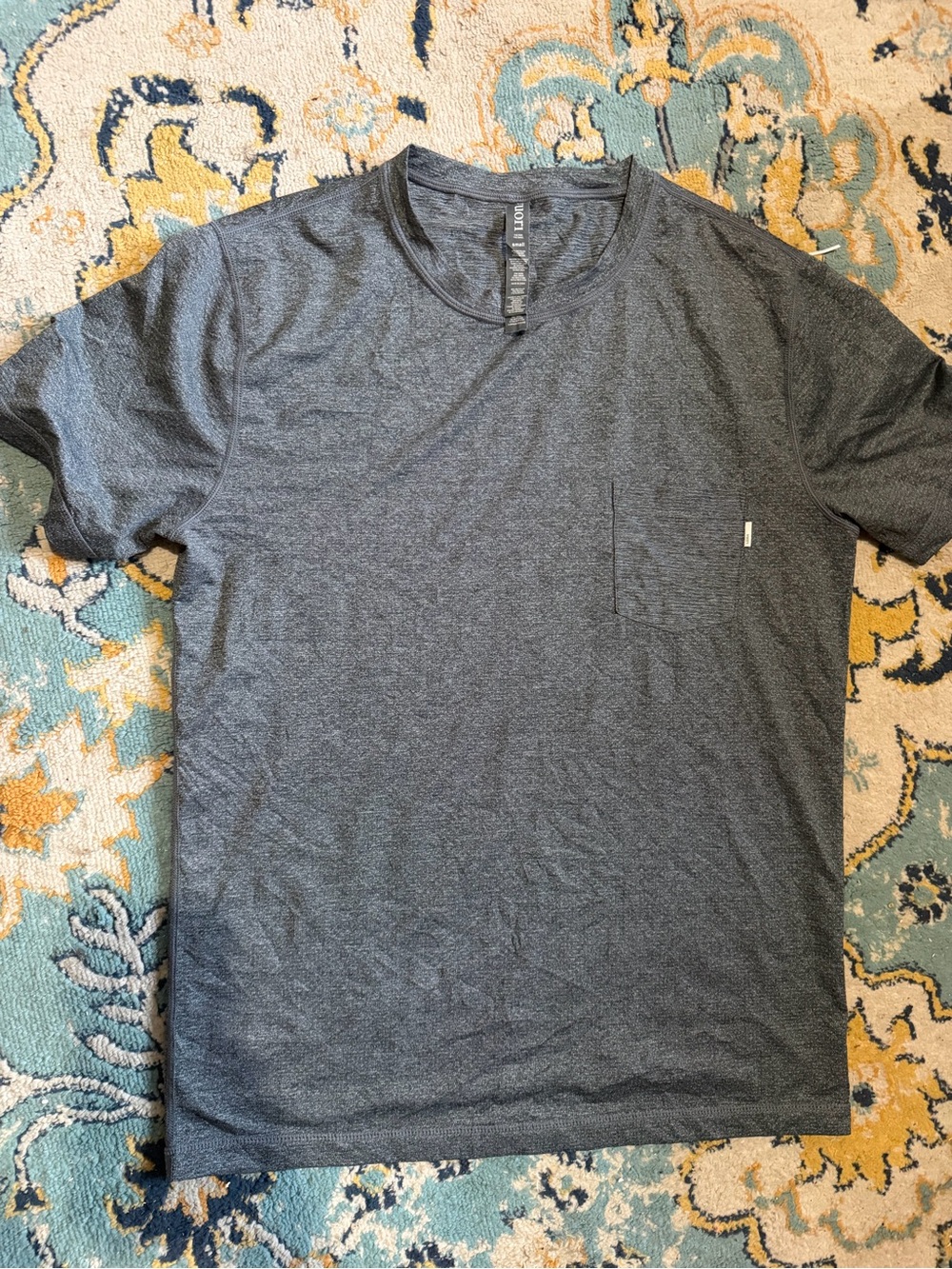 Vuori Dark Heather Gray Short-Sleeve Pocket Tee